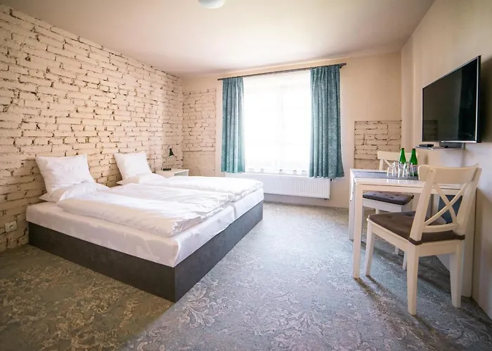 Pensionat Papirna 3*